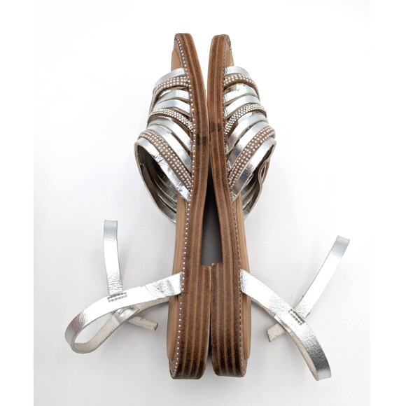 Steve Madden Playful Embellished Sandal Adjustable Girls Silver Size US3M EU34 - Picture 6 of 10